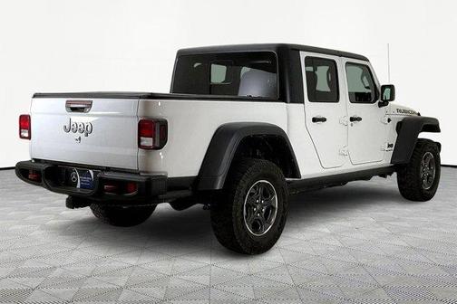 Bright White Clearcoat 2023 Jeep Gladiator Rubicon