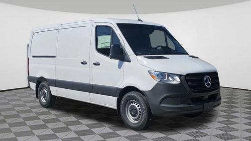 2025 Mercedes-Benz Sprinter 2500 Standard Roof