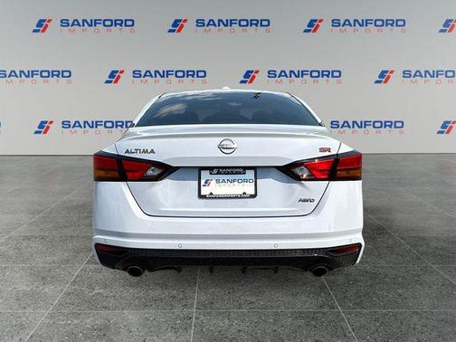 Gray Sky Pearl 2024 Nissan Altima SR Intelligent AWD
