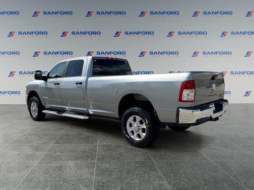 Billet Silver Metallic Clearcoat 2024 RAM 2500 Big Horn Crew Cab 4x4 8' Box