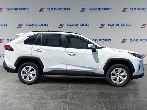 Super White 2019 Toyota RAV4 LE