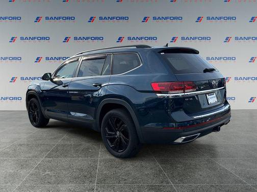 2022 Volkswagen Atlas 3.6L SE w/Technology