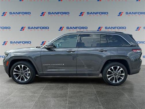 2022 Jeep Grand Cherokee Overland