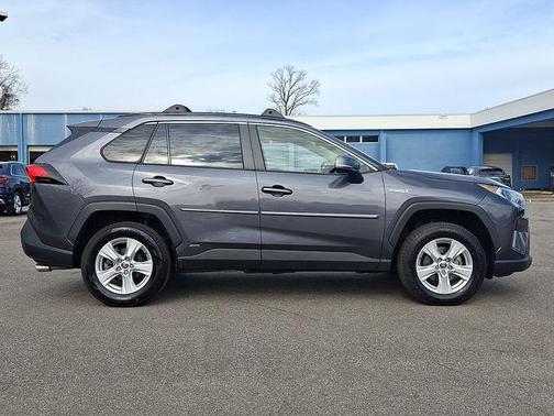 Magnetic Gray Metallic 2021 Toyota RAV4 Hybrid XLE