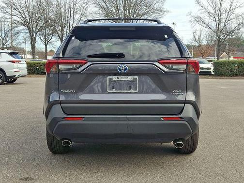 Magnetic Gray Metallic 2021 Toyota RAV4 Hybrid XLE