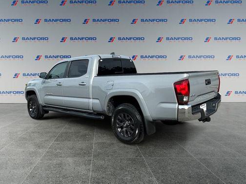 Cement 2021 Toyota Tacoma SR5