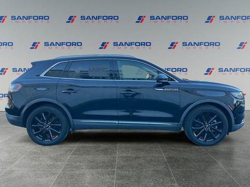 2021 Lincoln Nautilus Reserve