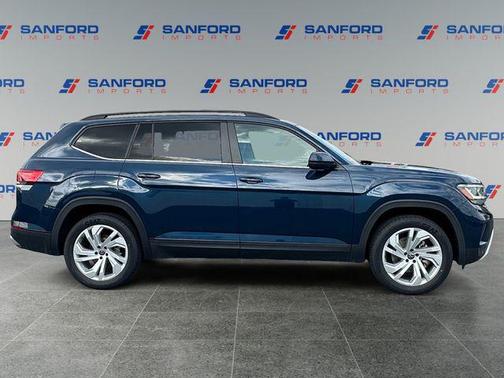 2022 Volkswagen Atlas 3.6L SE w/Technology