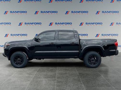Midnight Black Metallic 2022 Toyota Tacoma SR5