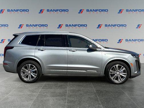 2025 Cadillac XT6 Premium Luxury FWD