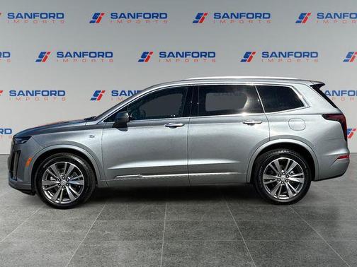 2025 Cadillac XT6 Premium Luxury FWD