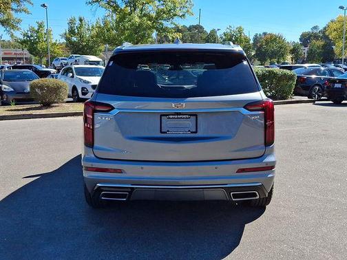 2025 Cadillac XT6 Premium Luxury FWD