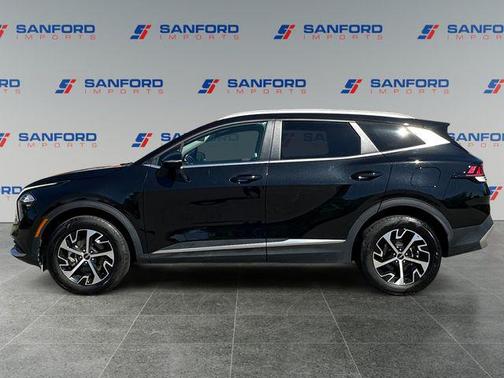 Fusion Black 2023 Kia Sportage Hybrid EX