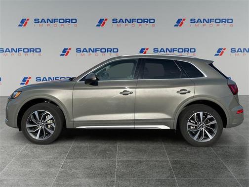 2023 Audi Q5 45 S line Premium Plus