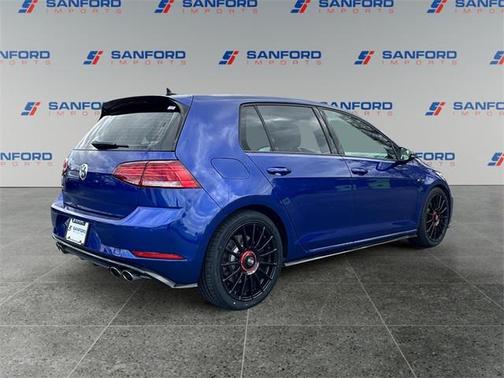 2019 Volkswagen Golf R 2.0T DSG