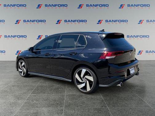 Deep Black Pearl 2022 Volkswagen Golf GTI 1.4T TSI
