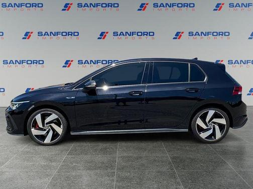 Deep Black Pearl 2022 Volkswagen Golf GTI 1.4T TSI
