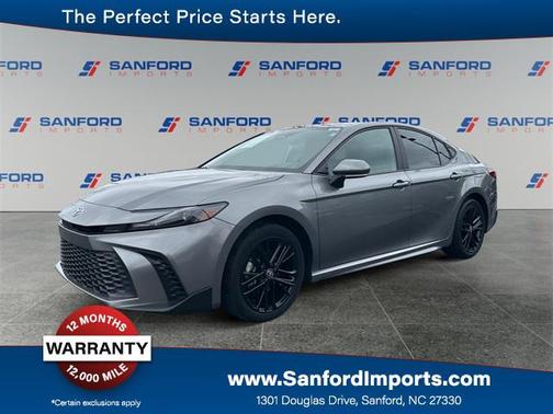 2025 Toyota Camry SE