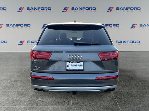 Samurai Gray Metallic 2019 Audi Q7 55 Prestige