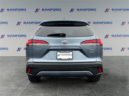 2023 Toyota Corolla Cross XLE