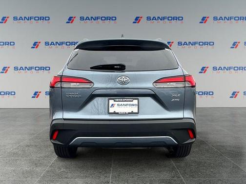 2023 Toyota Corolla Cross XLE