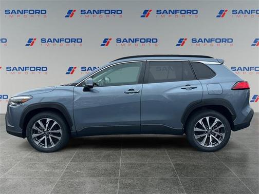 2023 Toyota Corolla Cross XLE