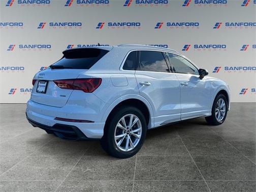 2021 Audi Q3 45 S line Premium