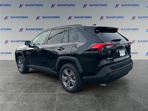 2025 Toyota RAV4 Hybrid XLE