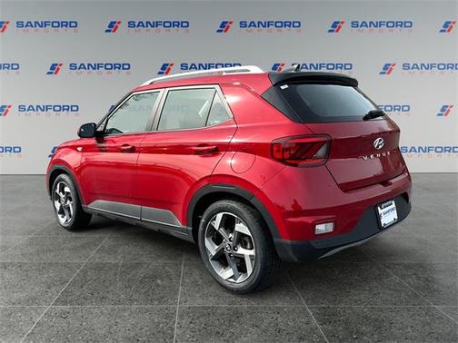 2022 Hyundai VENUE SEL