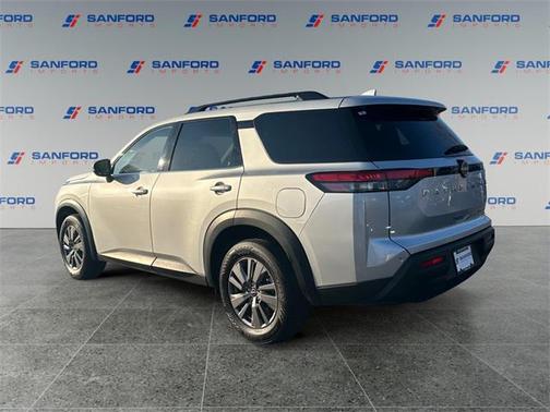 2024 Nissan Pathfinder SV 4WD