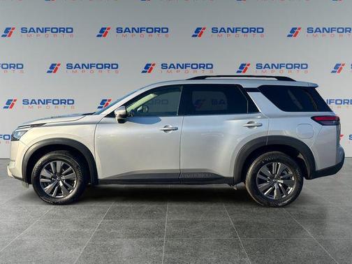 2024 Nissan Pathfinder SV 4WD