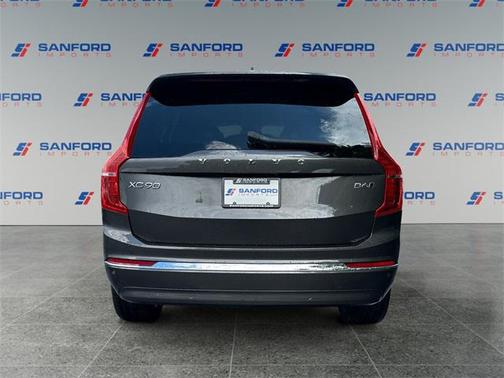 2024 Volvo XC90 B6 Ultimate Bright Theme 7-Seater
