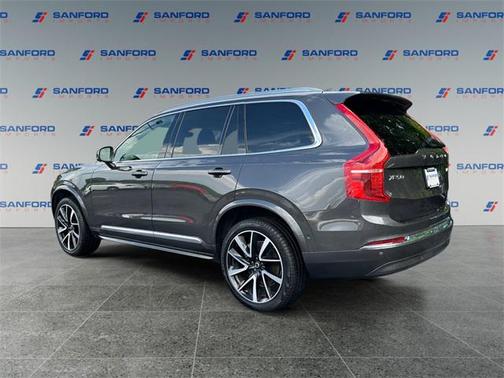 2024 Volvo XC90 B6 Ultimate Bright Theme 7-Seater