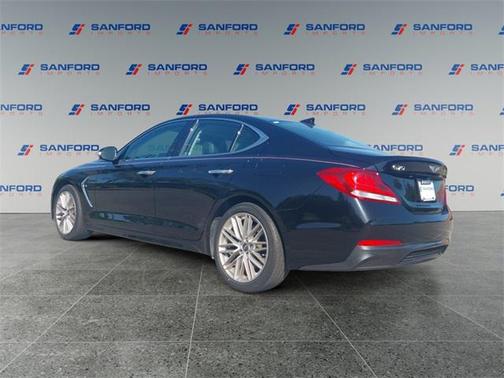 2020 Genesis G70 2.0T RWD