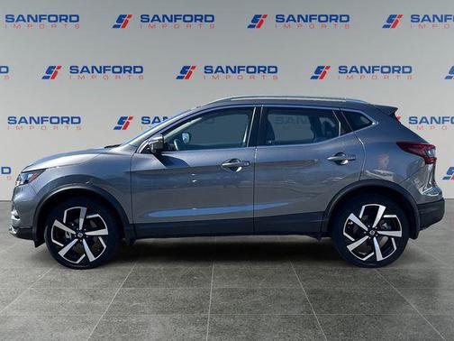 2022 Nissan Rogue Sport SL