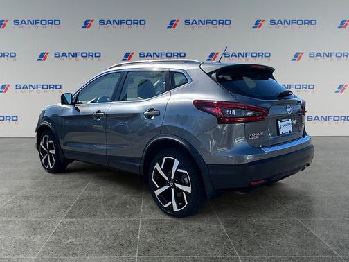 2022 Nissan Rogue Sport SL