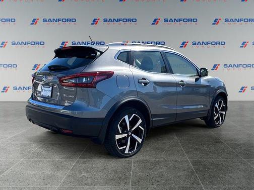 2022 Nissan Rogue Sport SL