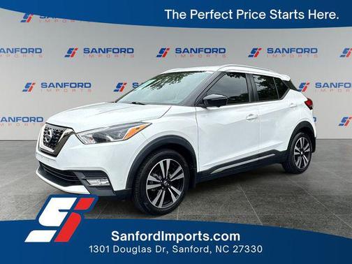 Aspen White Tricoat 2019 Nissan Kicks SR