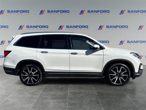 Platinum White Pearl 2020 Honda Pilot AWD Elite