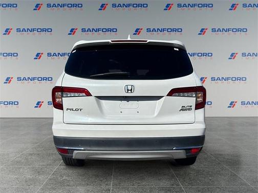 Platinum White Pearl 2020 Honda Pilot AWD Elite