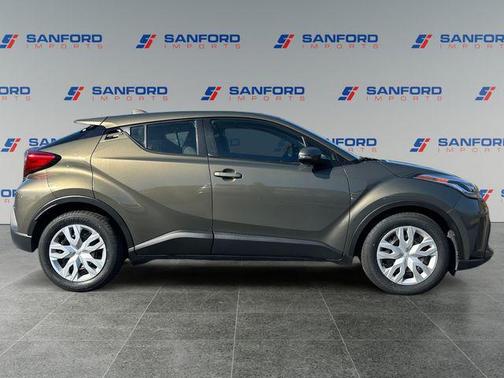 2021 Toyota C-HR LE