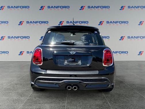Midnight Black Metallic 2022 MINI Hardtop Cooper S