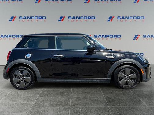 Midnight Black Metallic 2022 MINI Hardtop Cooper S