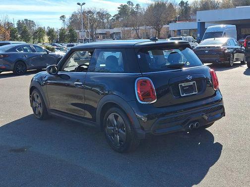 Midnight Black Metallic 2022 MINI Hardtop Cooper S