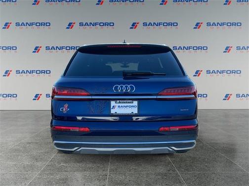 2021 Audi Q7 45 Premium