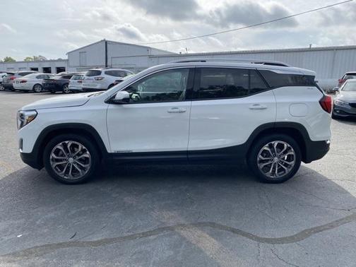 Summit White 2018 GMC Terrain SLT
