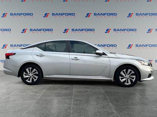 2021 Nissan Altima S FWD