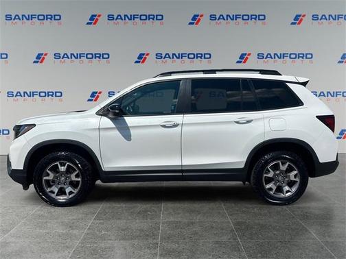 2022 Honda Passport AWD TrailSport