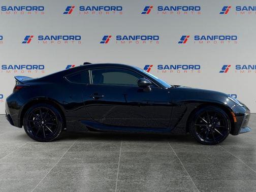 2024 Toyota GR86 Premium