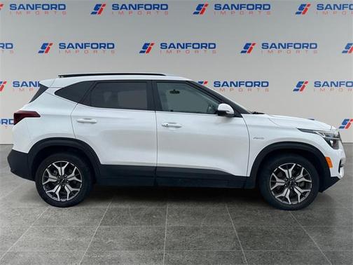 2022 Kia Seltos EX